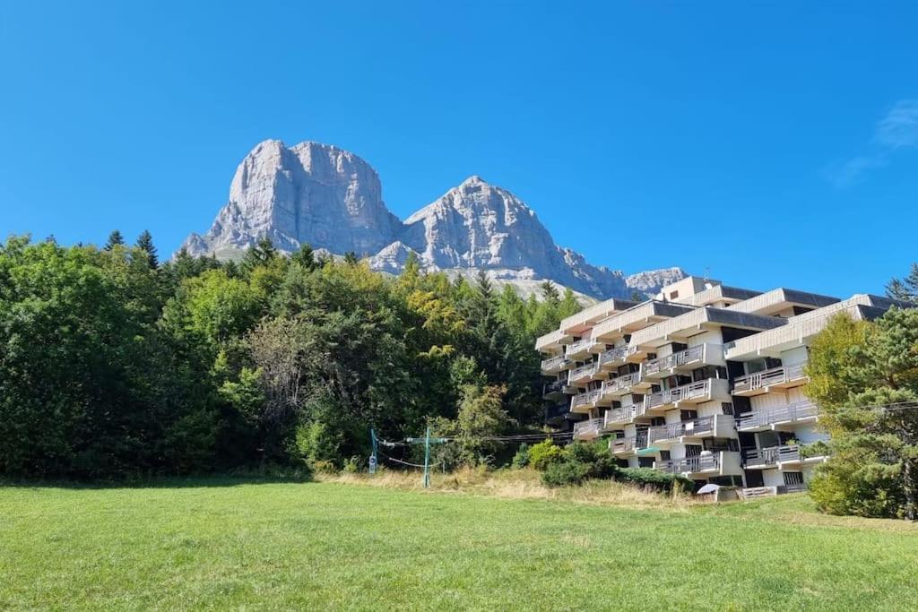 Chez K&D Au Col De L'Arzelier Apartment Chateau-Bernard Екстериор снимка